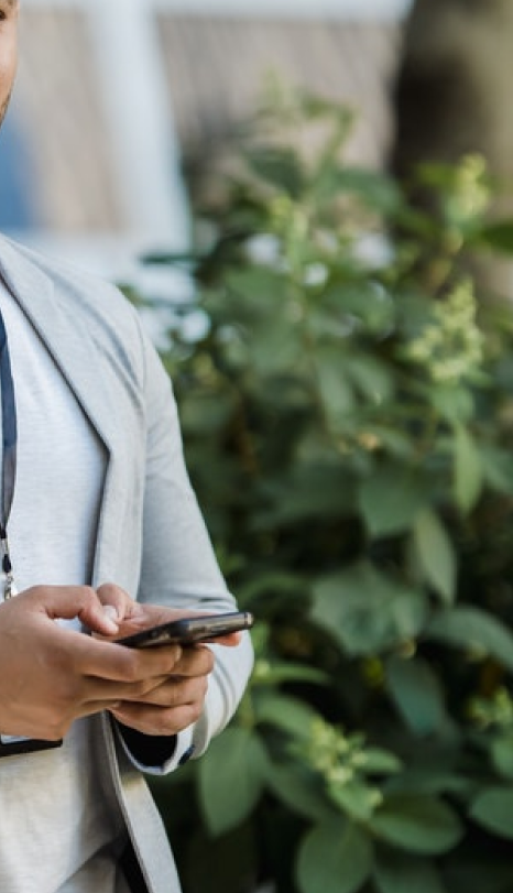 Préstamos y anticipos<br/>exclusivos para colaboradores